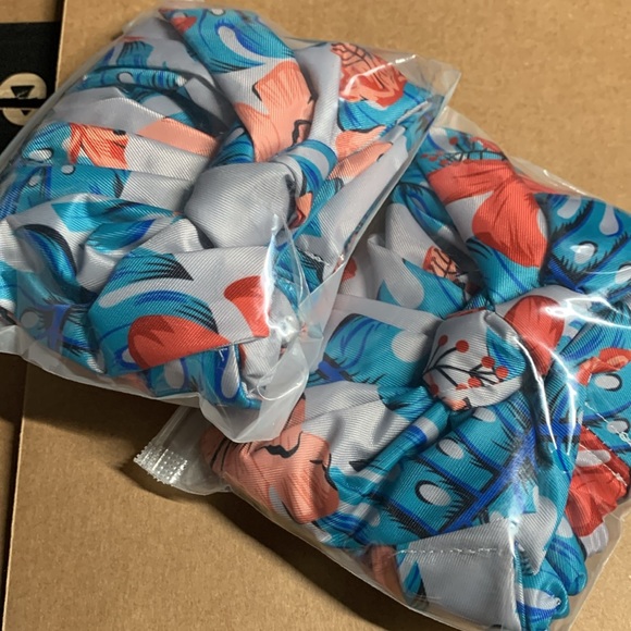 Reusable Shower Caps - Picture 2 of 2